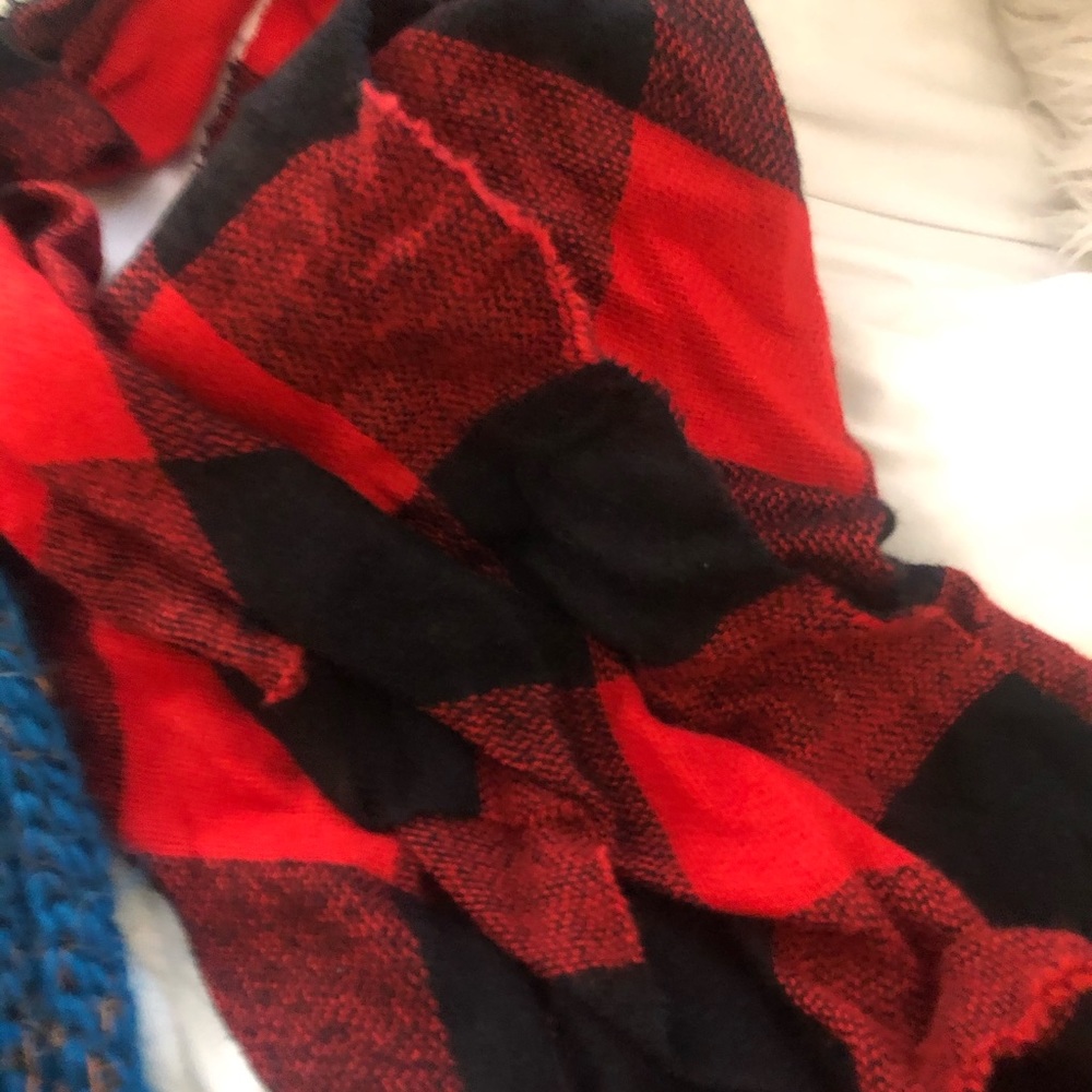 Scarfs ❤️ - Picture 2 of 3